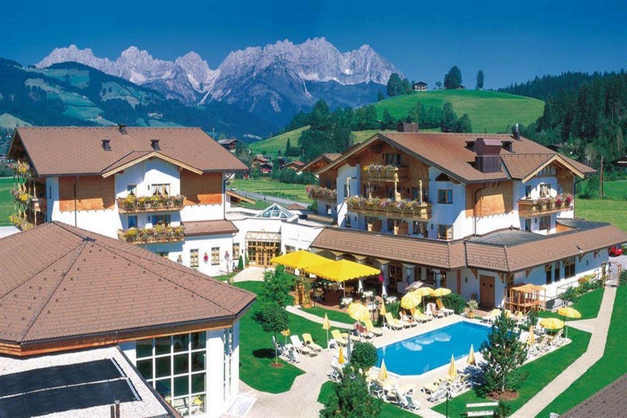 Lisi Family Hotel 瑞斯贝基茨比厄尔 外观 照片